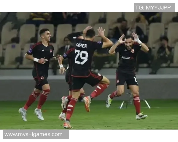 特雷泽盖：两度失点输决赛是一生遗憾；04年差点加盟巴萨